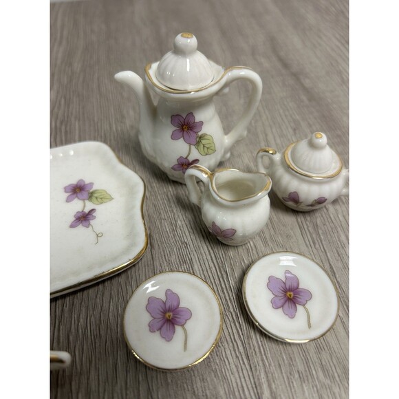 10pc VTG Dollhouse Miniatures Bone China Tea Set Floral Cups Saucers Tray Taiwan - Picture 5 of 8